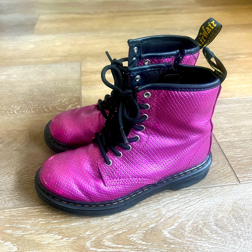 Dr. Martens Airwair